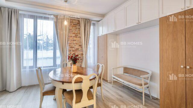 Balatonfüred belvárosában tégla lakás